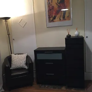 Dans Le Marais Appartement